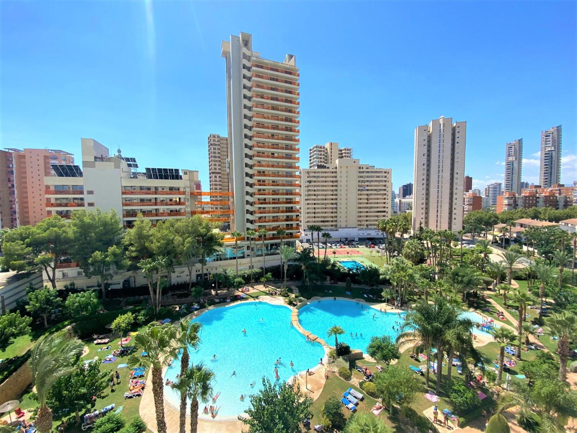 Gemelos 22-1-16 Benidorm Exteriör bild